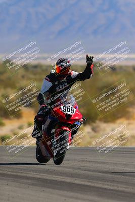 media/Dec-17-2023-CVMA (Sun) [[bf0c04832d]]/Race 1 Supersport Open/